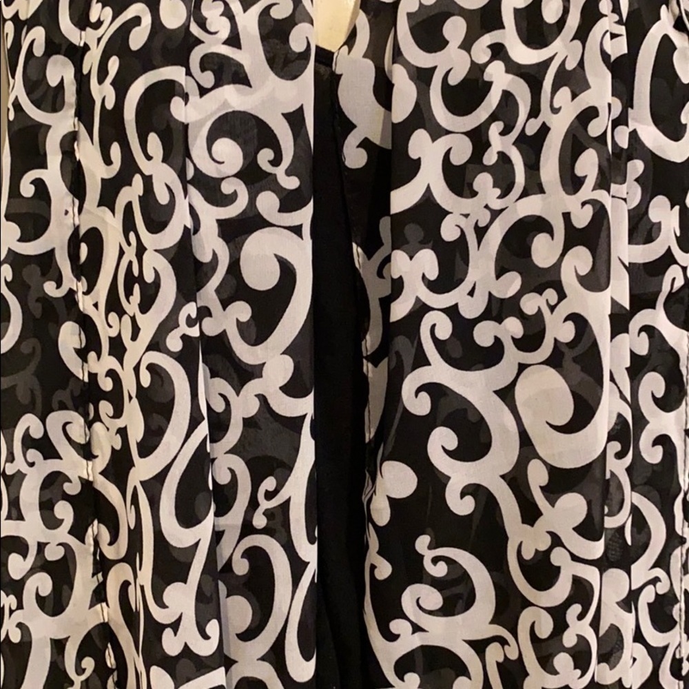 Black And White Thin Geometric Pattern Scarf - image 5